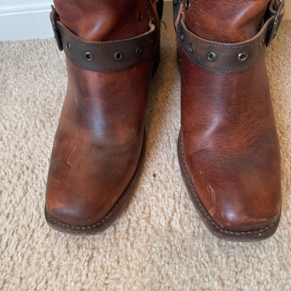 DERBY Freebird by Steven Cognac and Dark Brown Heeled Boots EUC with Box - Picture 7 of 11